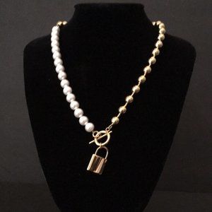 Pearls & Stainless Steel Necklace